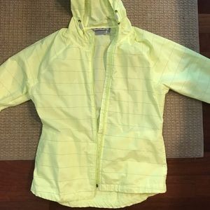 Athleta light jacket yellow rain medium EUC